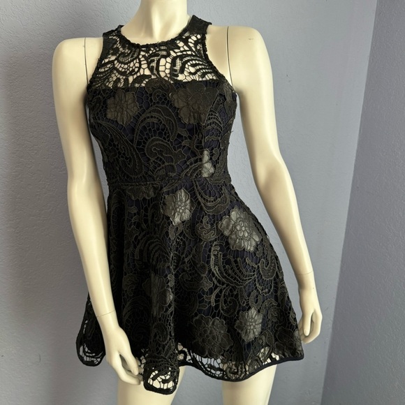 Lovers + Friends Black Lace Dress Floral Fit And Flare Mini Romantic Revolve - Picture 1 of 7
